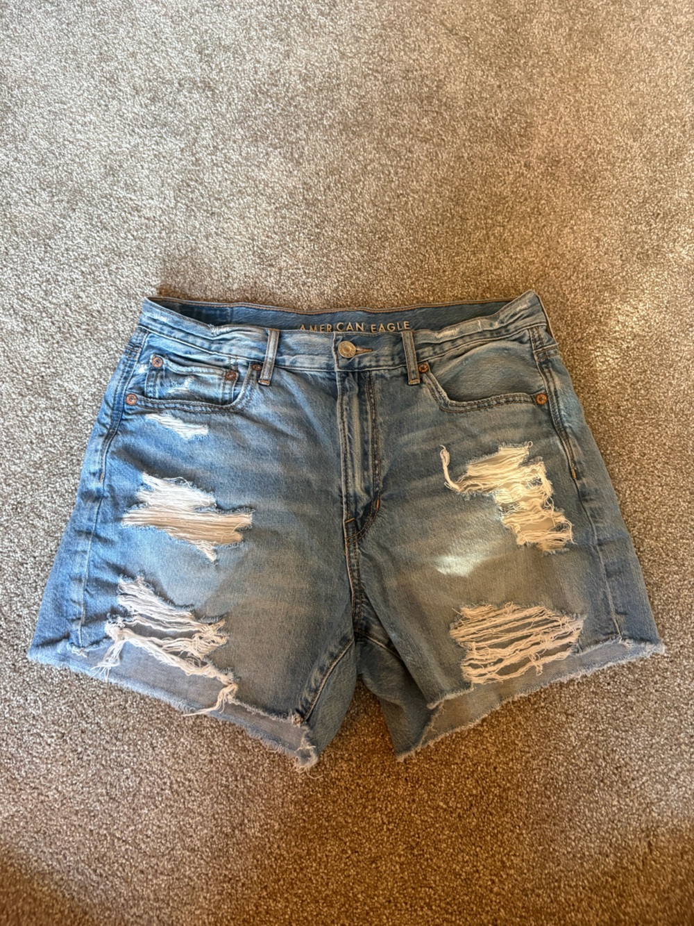 American Eagle Outfitters Light Blue 90’s boyfriend Denim Shorts